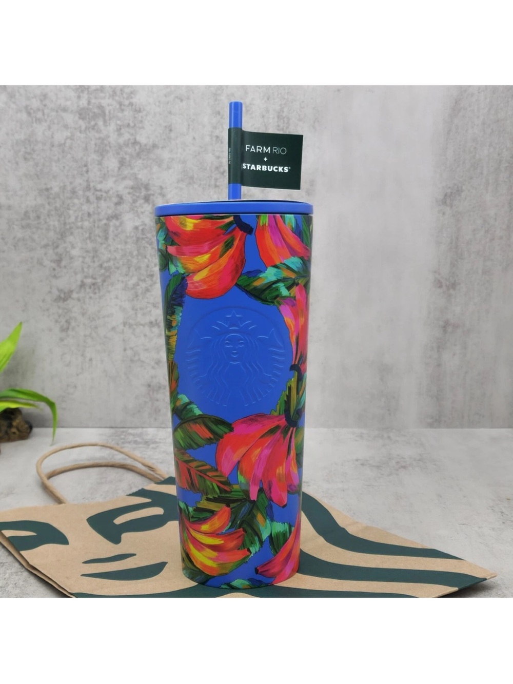 🆕 FARM Rio x Starbucks Blue Floral Banana Tropical Tumbler - 24 oz